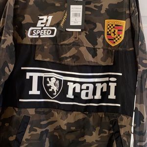 Wind breaker pull over